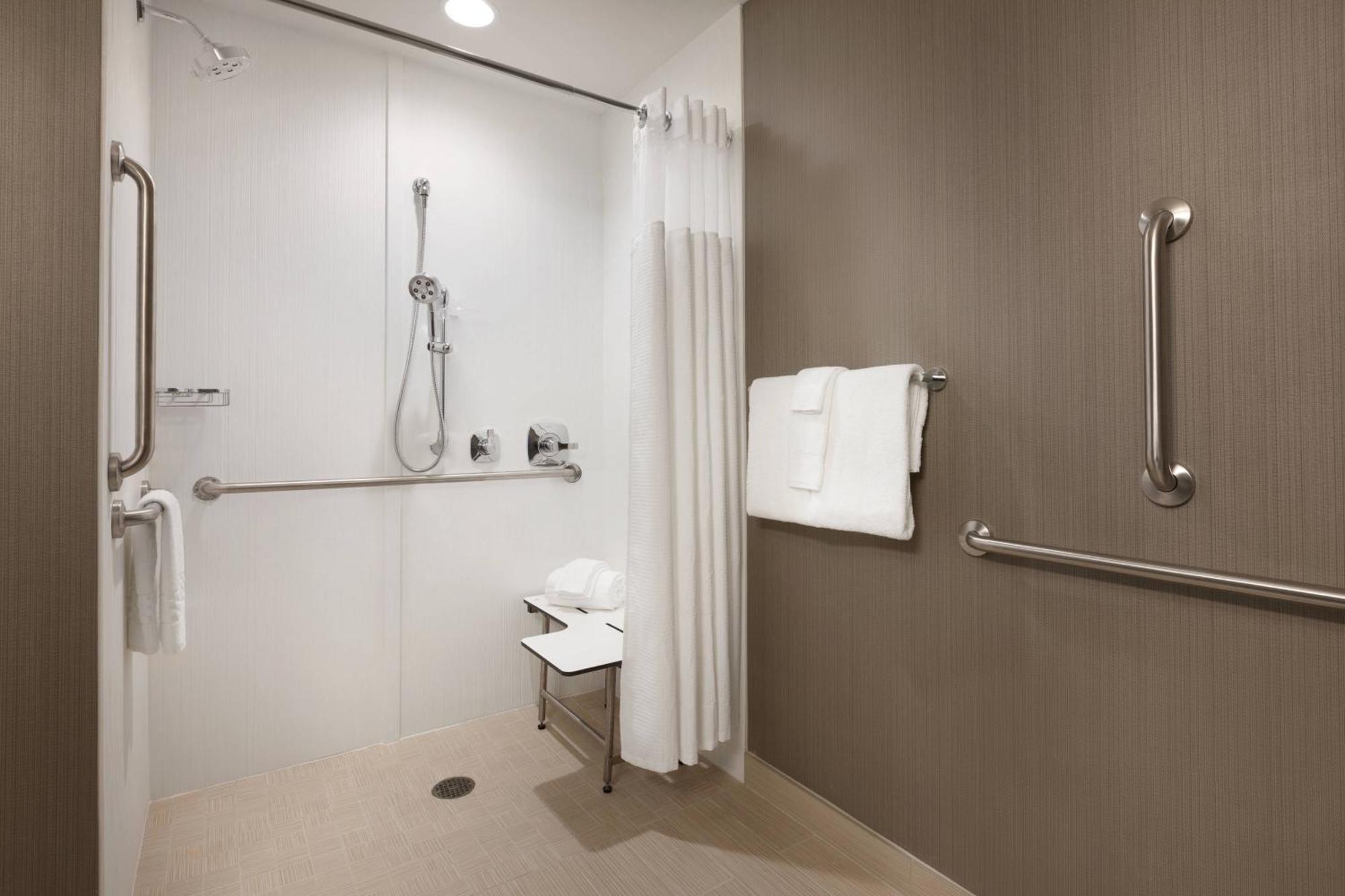 Courtyard By Marriott Boston Dedham/Westwood Exterior foto